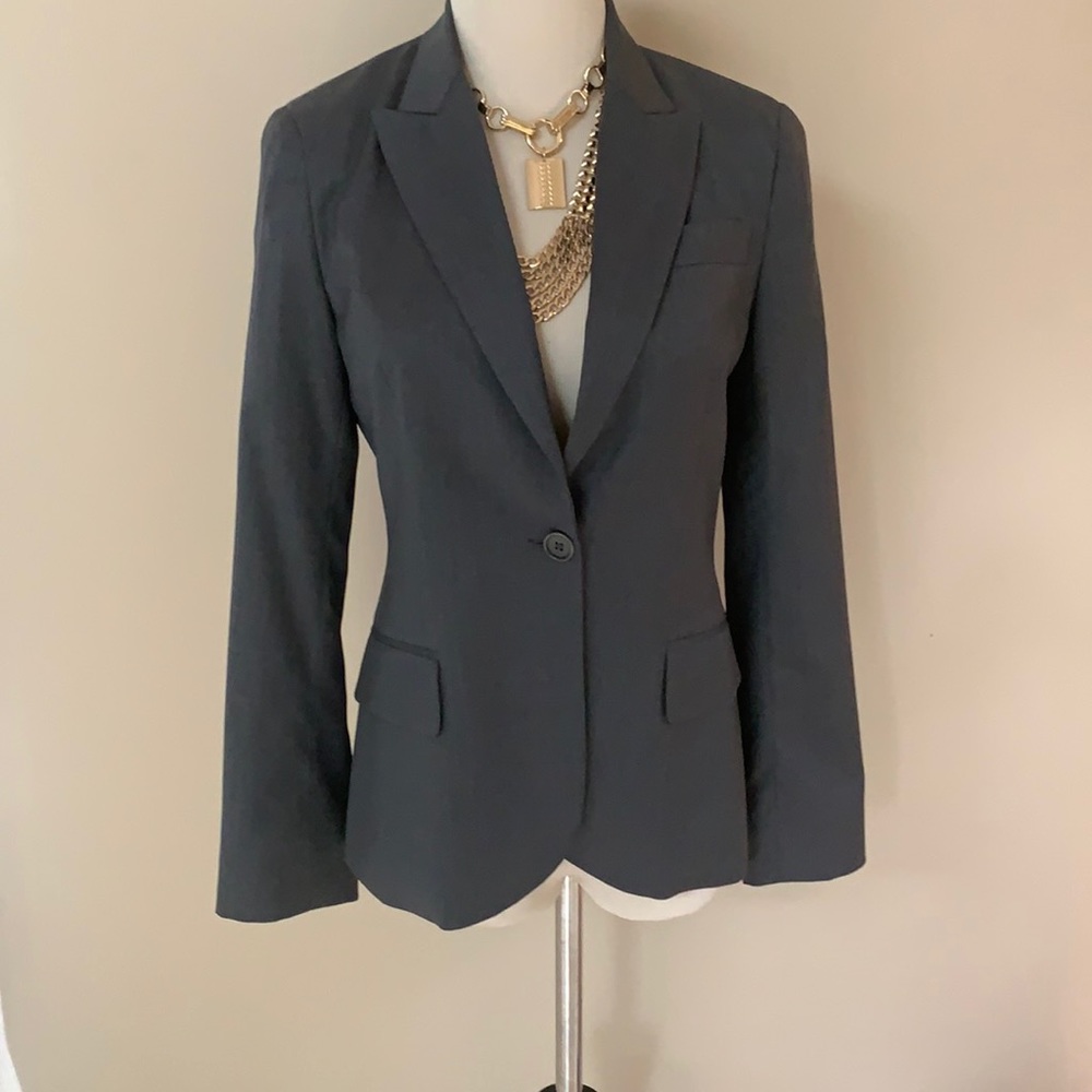 Theory Lightweight Charcoal Wool Blazer. 4. NWOT